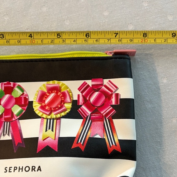 Sephora Ribbon Accented Cosmetic Bag - Picture 3 of 6